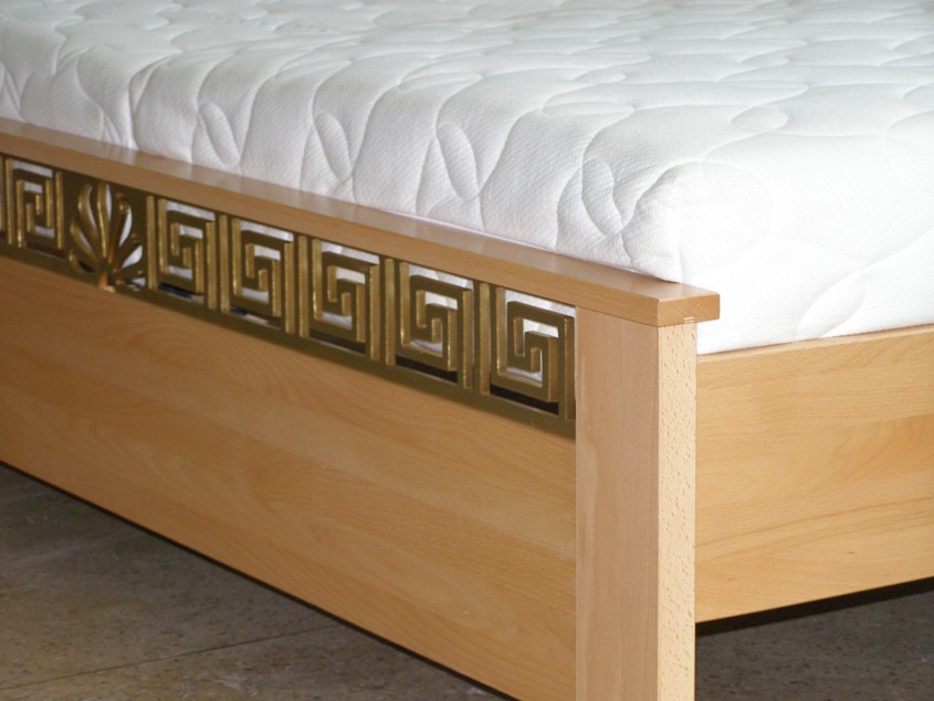 деревянная кровать "Афина"